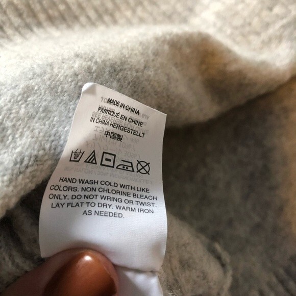 J Crew light heather gray v-neck tunic sweater, Med, wool alpaca blend - Picture 9 of 10